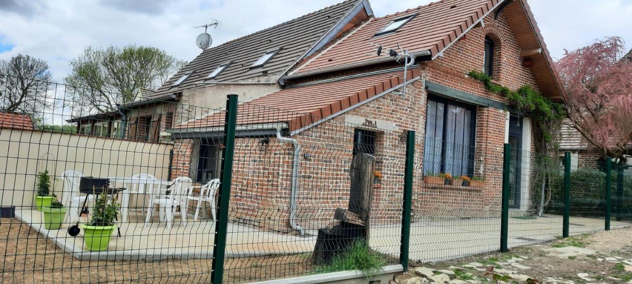 L atelier des rêves Vila Cressonsacq Exterior foto